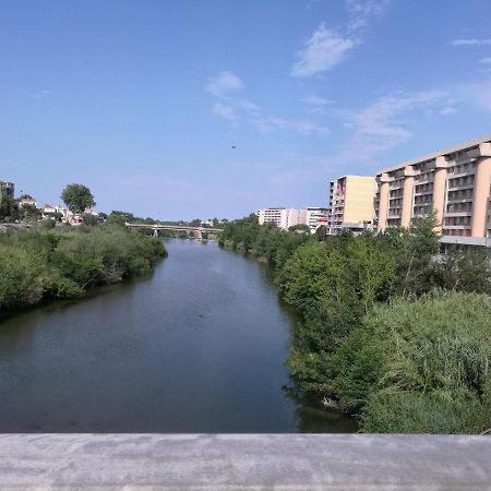 T2 Centre Ville Place Mediterranee Perpignan Exteriör bild